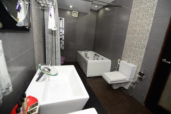Hotel Little Palace Dibrugarh Εξωτερικό φωτογραφία