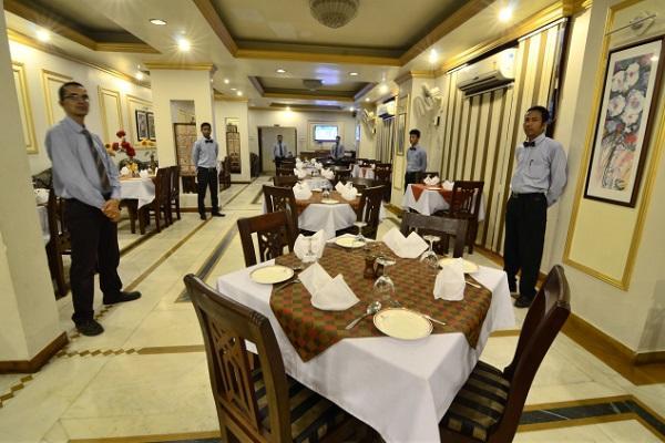 Hotel Little Palace Dibrugarh Εξωτερικό φωτογραφία