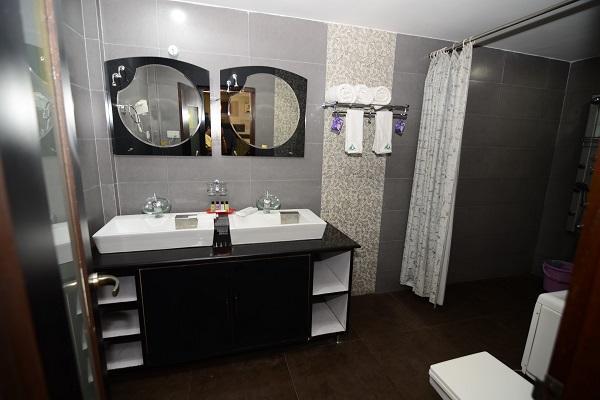 Hotel Little Palace Dibrugarh Εξωτερικό φωτογραφία