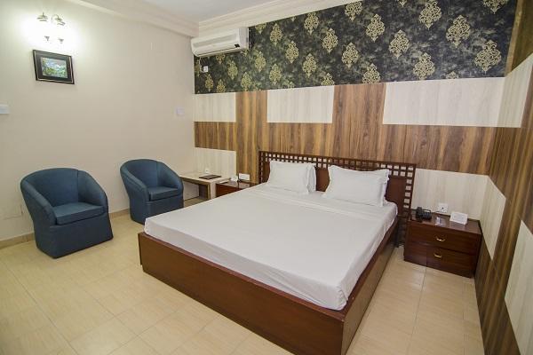 Hotel Little Palace Dibrugarh Εξωτερικό φωτογραφία