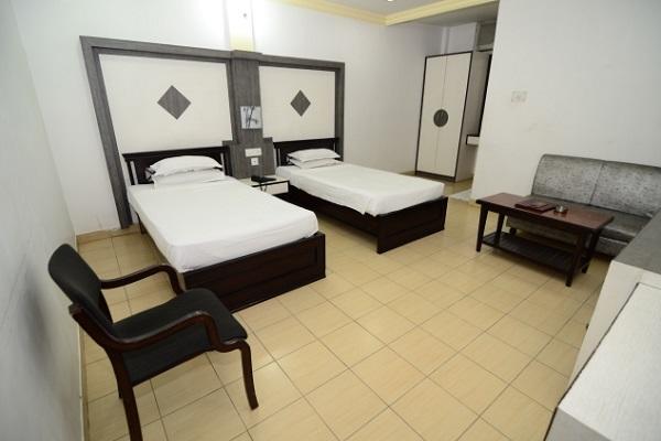 Hotel Little Palace Dibrugarh Εξωτερικό φωτογραφία